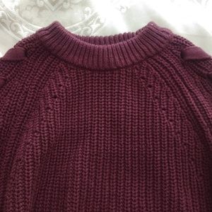 Maroon knit sweater